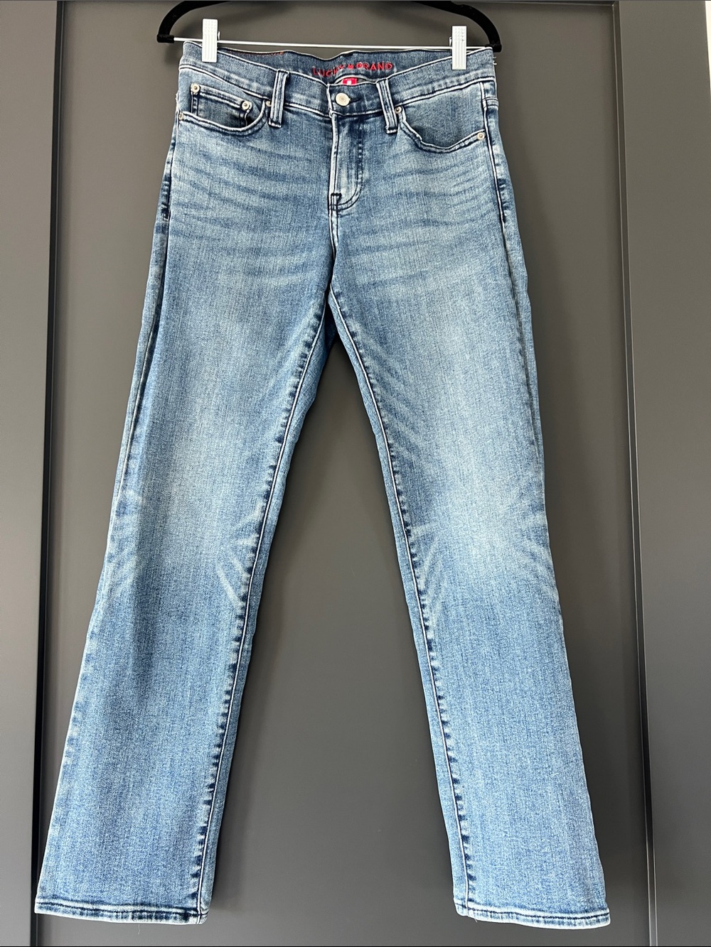 Lucky Brand Medium Wash Sweet Mid-rise Stretchy Straight-Leg Jeans